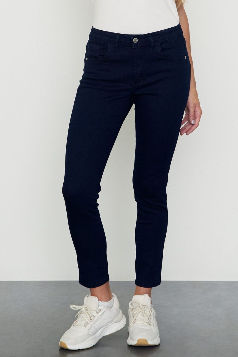 Skinny-Baires-Yarn-Blue-Azul-38