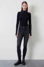 skinny-tribeca-dark-shade-negro-38