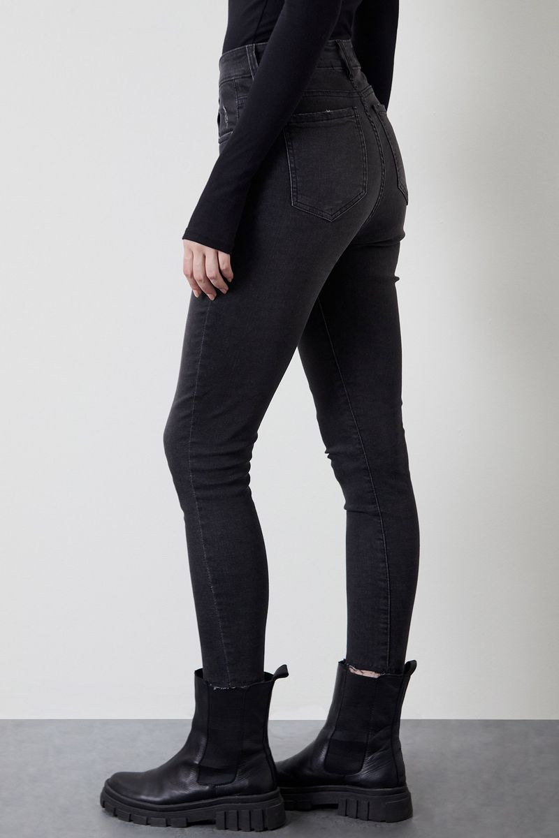 skinny-tribeca-dark-shade-negro-38