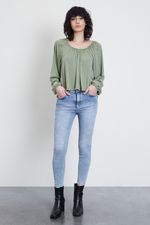 skinny-tribeca-light-old-celeste-40