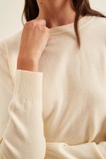 sweater-zeviar-crudo-40