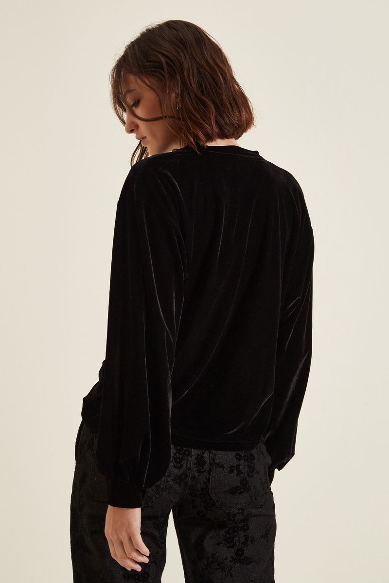 buzo-alba-negro-38