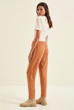 jogger-nuria-ladrillo-38