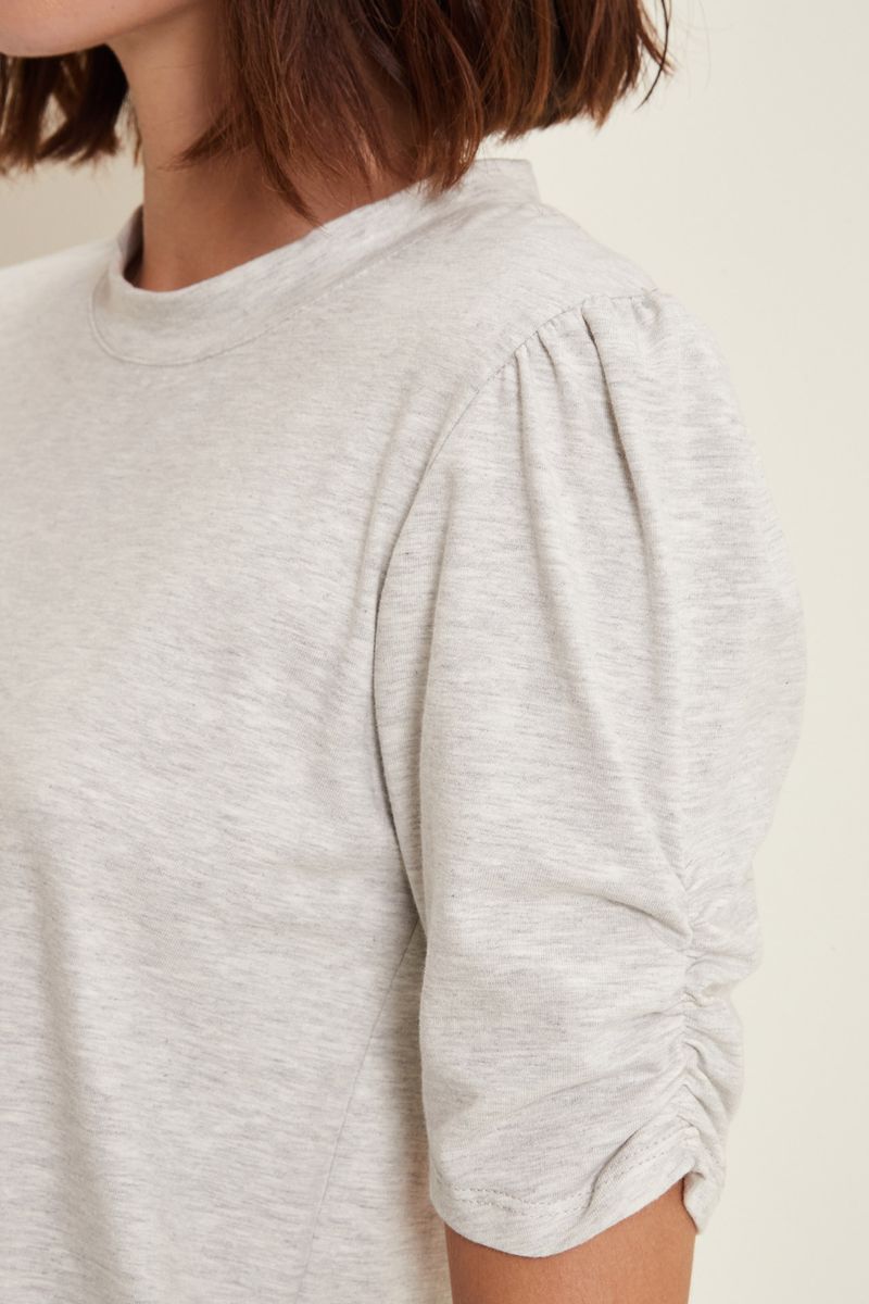 remera-frencia-gris-38
