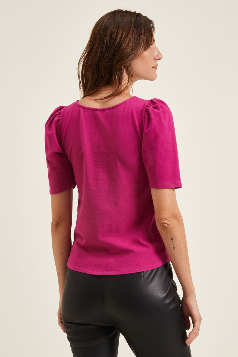 remera-jade-magenta-3.jpg
