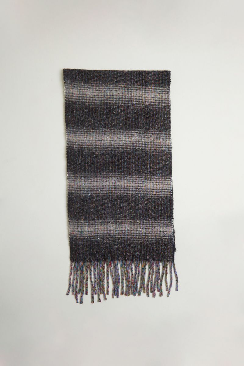 ruana-barlow-negro-3.jpg