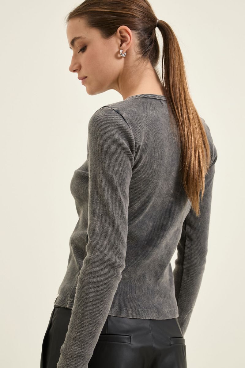 remera-consty-negro-3.jpg