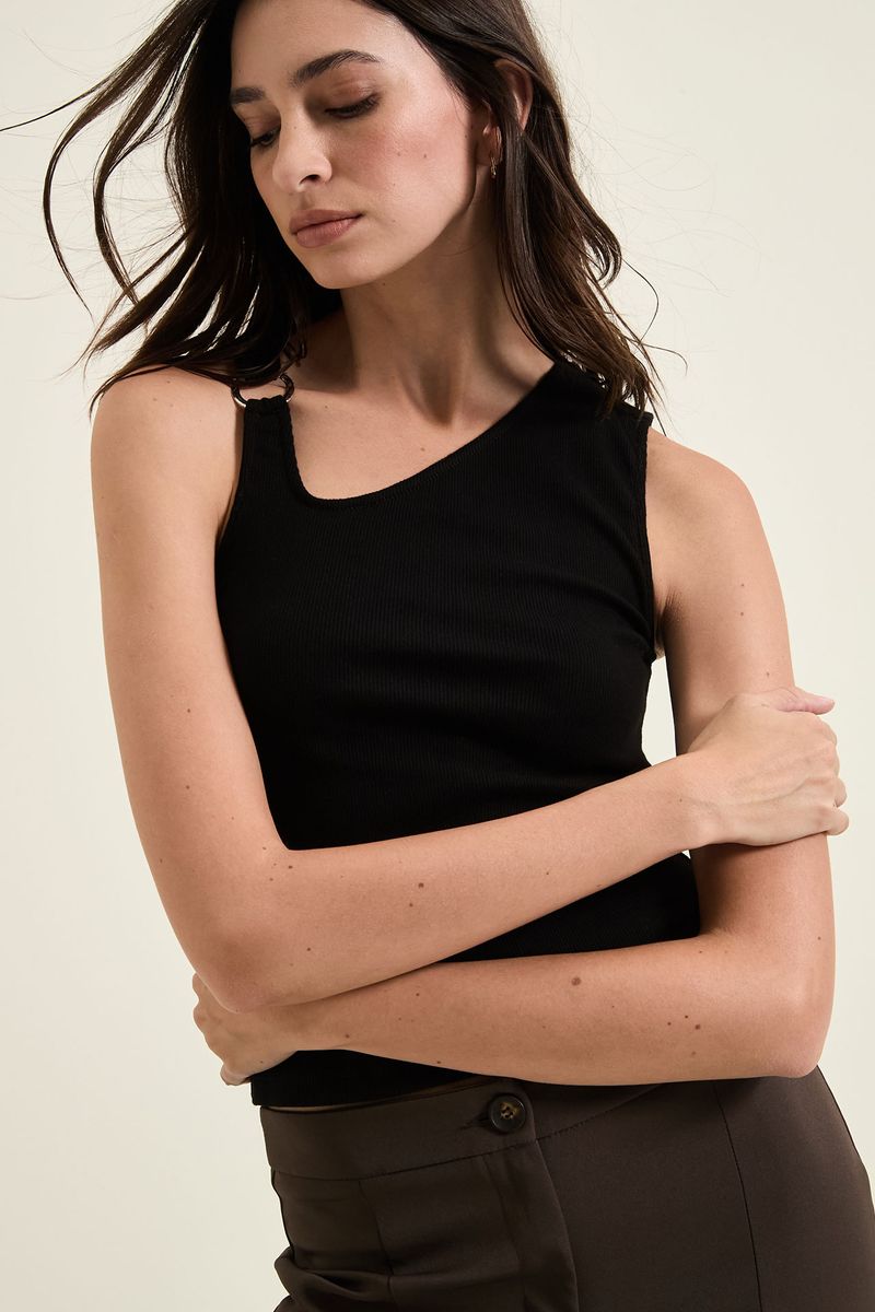 musculosa-manuela-negro-1.jpg