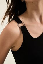musculosa-manuela-negro-2.jpg
