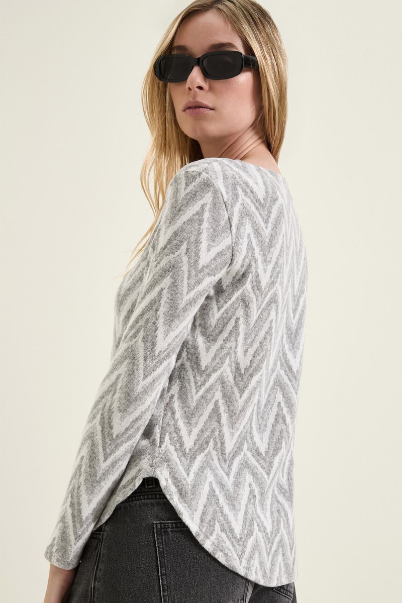 sweater-malzig-gris-3.jpg