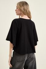 remeron-ali-negro-3.jpg