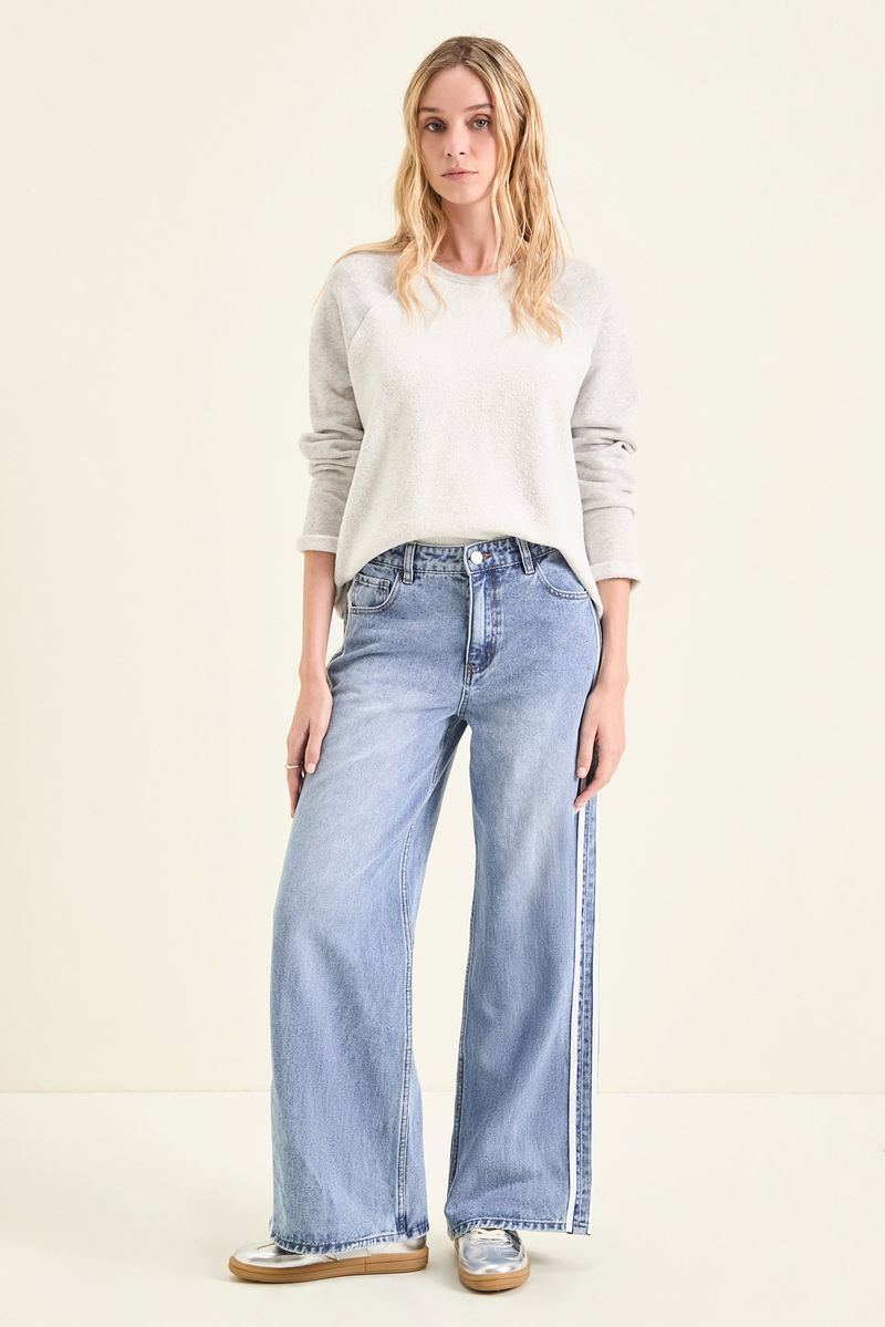 straight-megan-light-blue-celeste-1.jpg