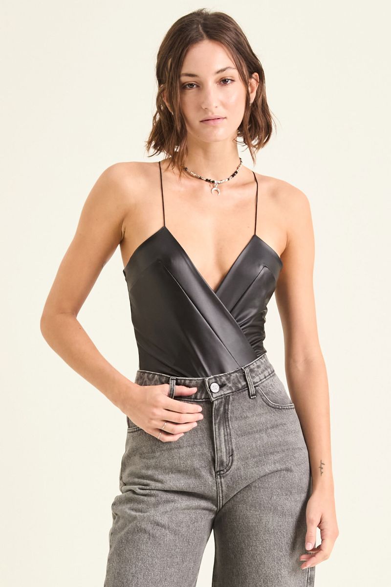 body-burnay-negro-1.jpg