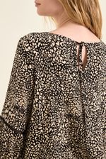 blusa-migen-print-negro-2.jpg
