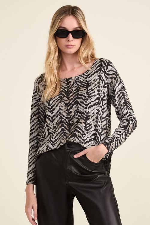 Sweater Merchu Print