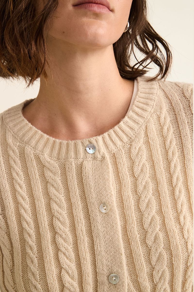 cardigan-rabit-beige-2.jpg