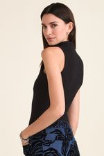 musculosa-ingrid-negro-3.jpg