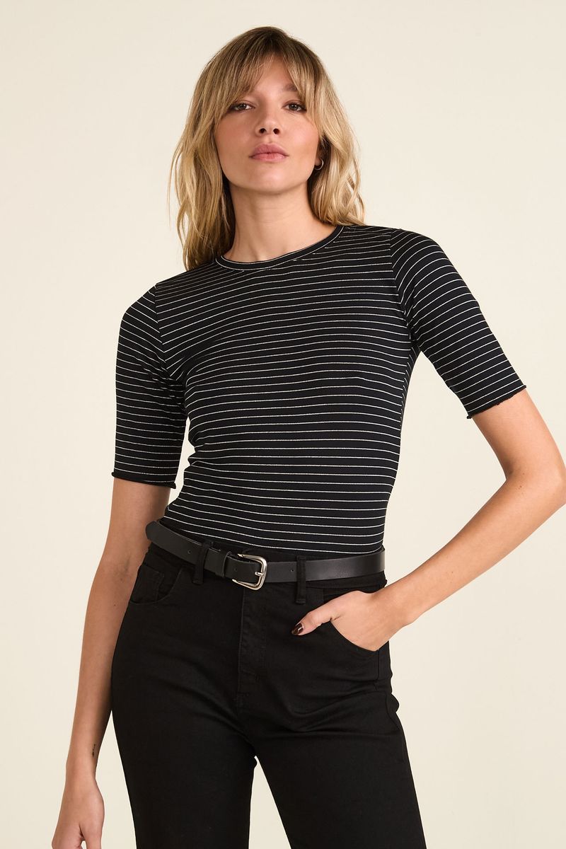 remera-paulina-negro-1.jpg