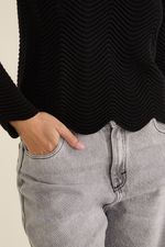 sweater-ondas-negro-2.jpg