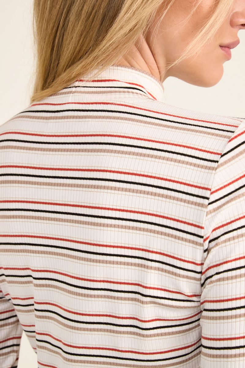 polera-nitza-negro-2.jpg