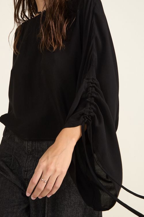 Blusa Naomi