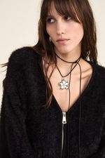 chocker-fleur-negro-1.jpg