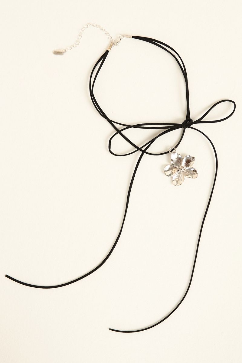chocker-fleur-negro-2.jpg