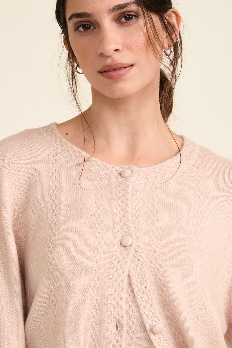 cardigan-alerce-rosa-2.jpg