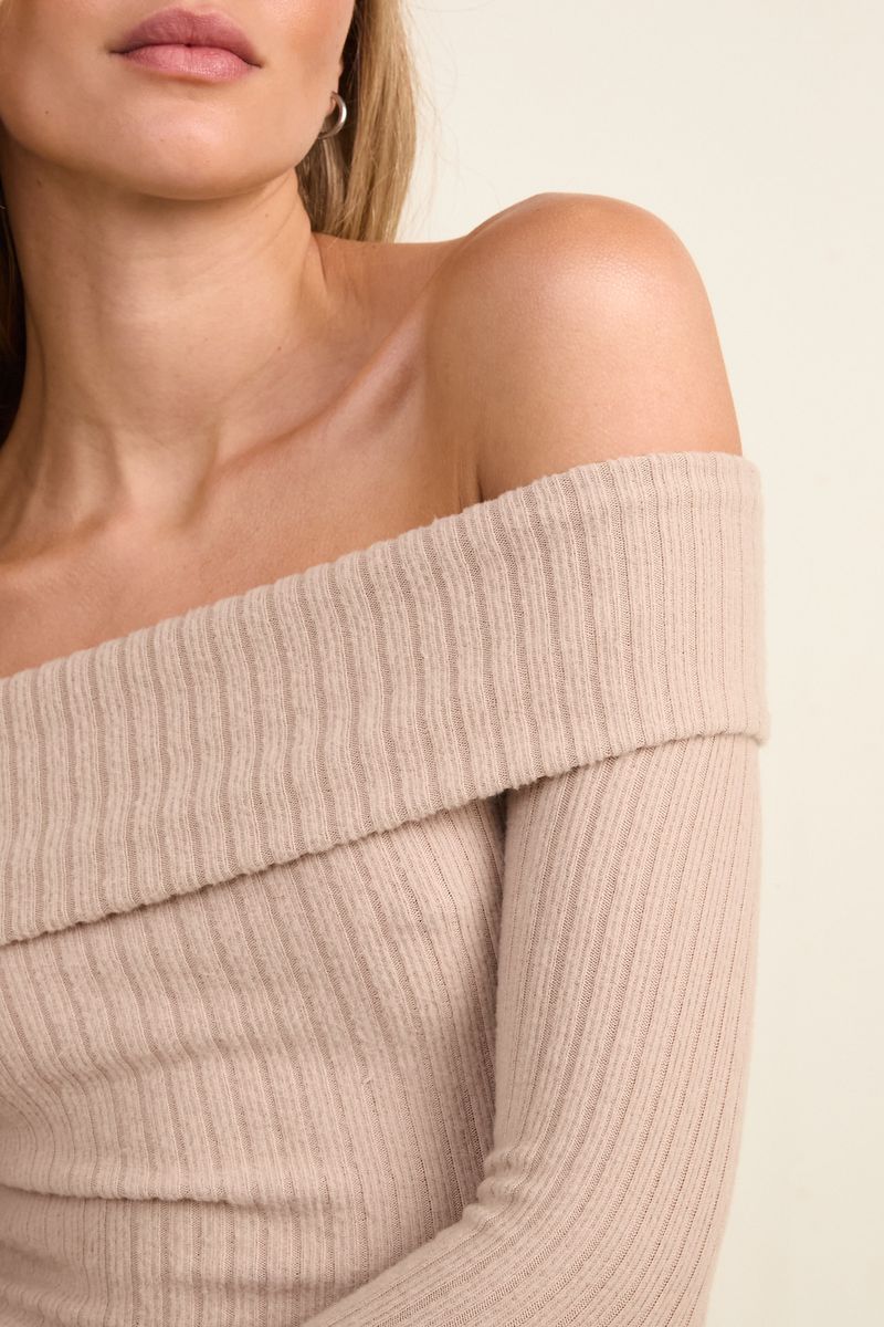 sweater-bella-beige-2.jpg