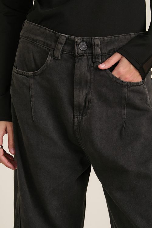 Slouchy Over Color