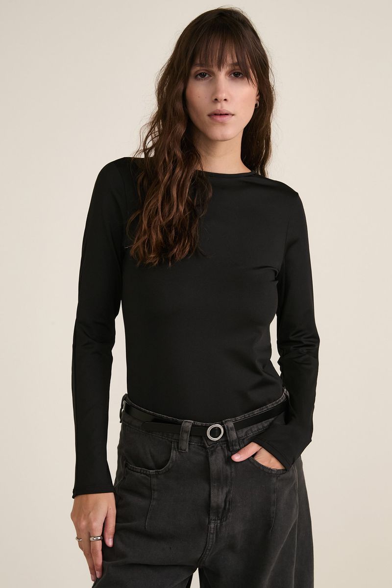 remera-grecina-negro-1.jpg
