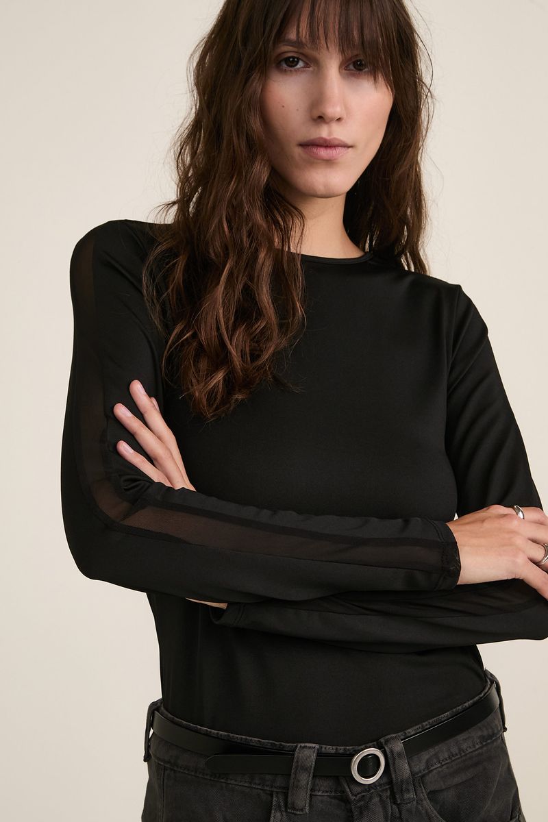 remera-grecina-negro-2.jpg