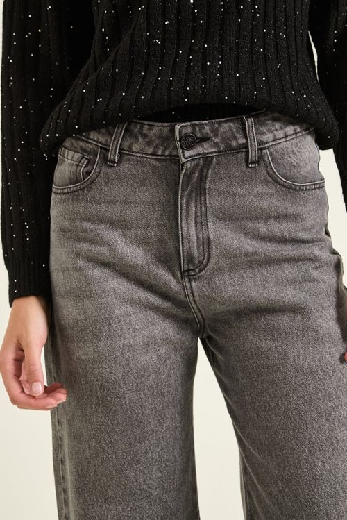 Wide Dass Black