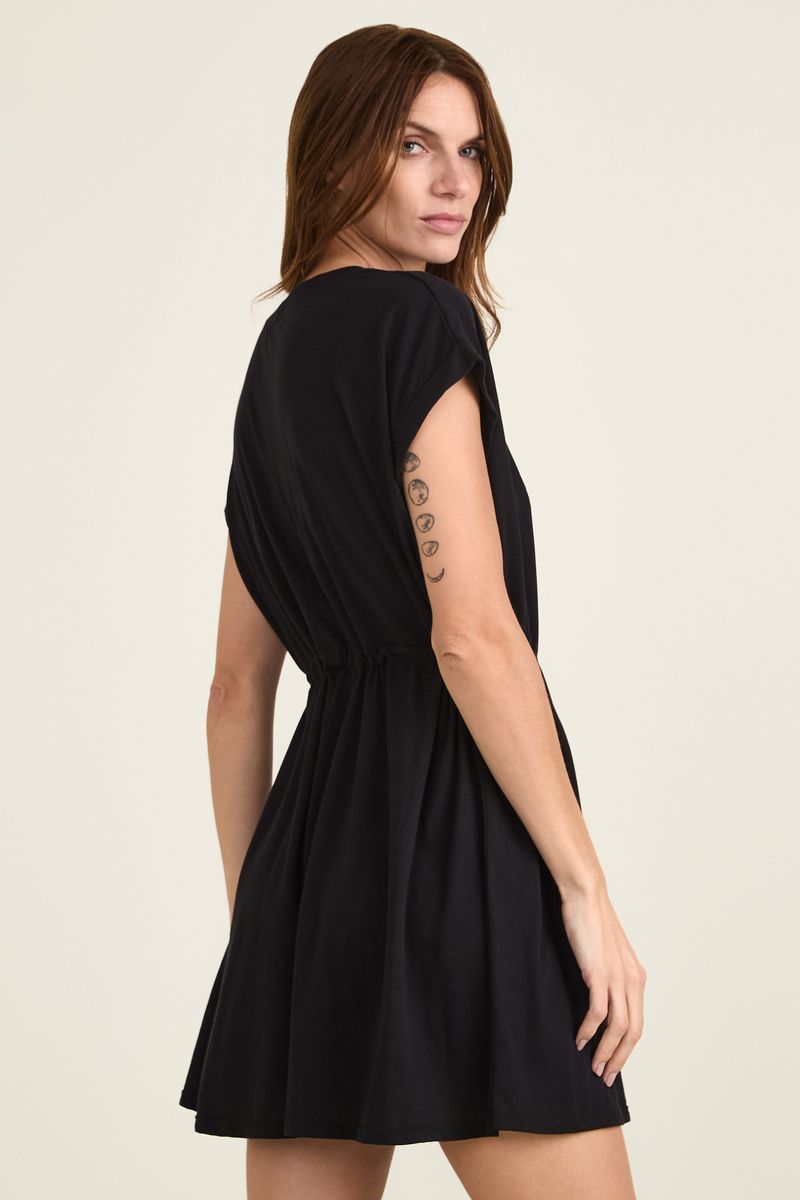 vestido-muje-negro-3