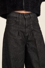 wide-calm-black-negro-2.jpg