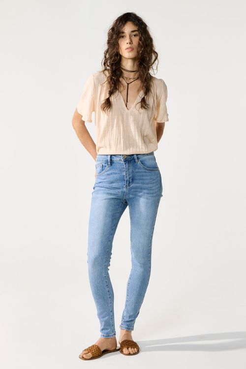 Skinny Mid Rise Light Blue